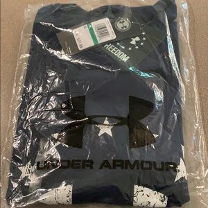 Men’s new Under Armour shirt